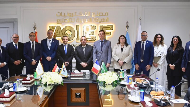 شنايدر إلكتريك وزيروتك يوقعان اتفاقية تعاون لتجميع وحدات الداتا سنتر داخل مصنع إلكترونيات العربية للتصنيع