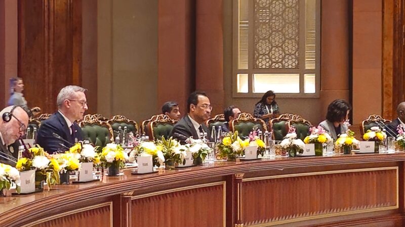 وزير الاتصالات  يلقي كلمة مصر خلال جلسة القادة ضمن فعاليات قمة تأثير الذكاء الاصطناعي AI Impact Summit 2026 في الهند