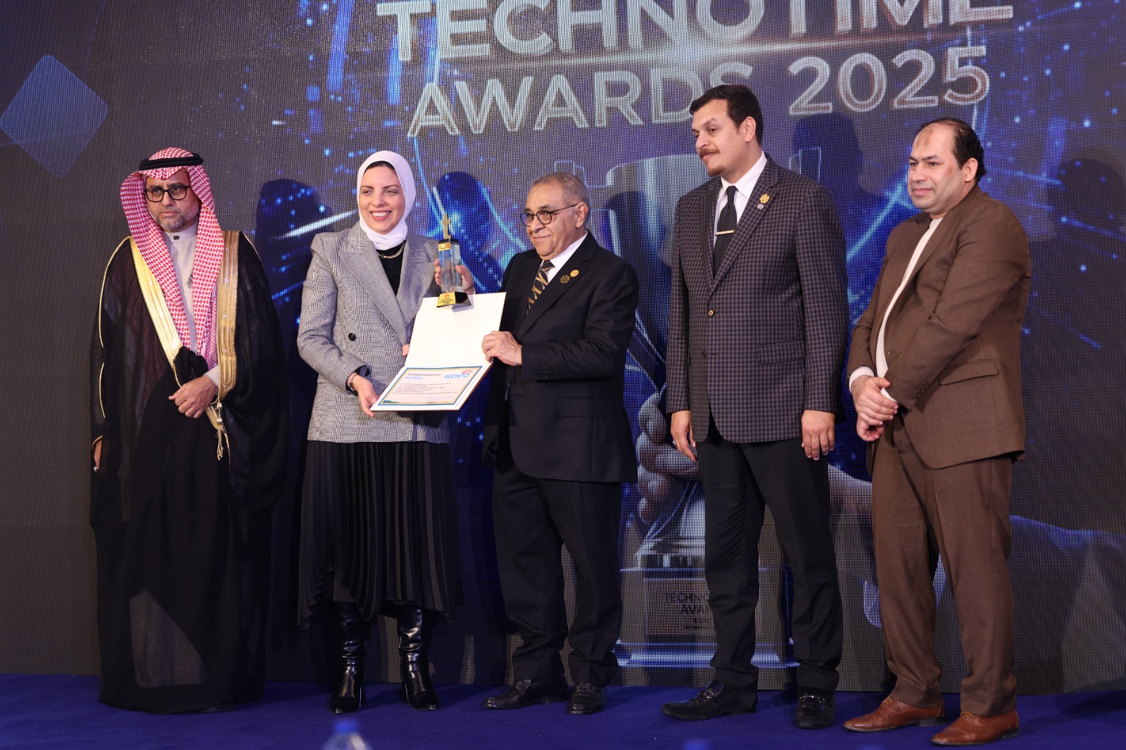 هواوي تتوج بجائزة التميز في الاتصال المؤسسي وصناعة السردية الوطنية الرقمية ضمن جوائز تكنوتايم 2025