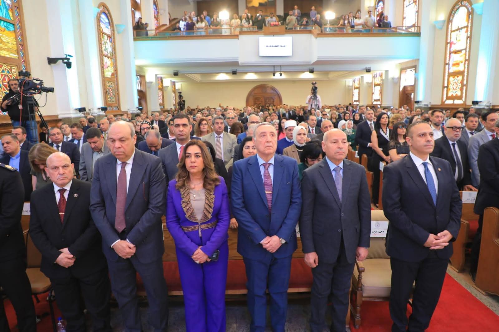 محافظ القاهرة يشهد إحتفال الطائفة الإنجيلية بعيد القيامة فى الكنيسة الإنجيلية بمصر الجديدة