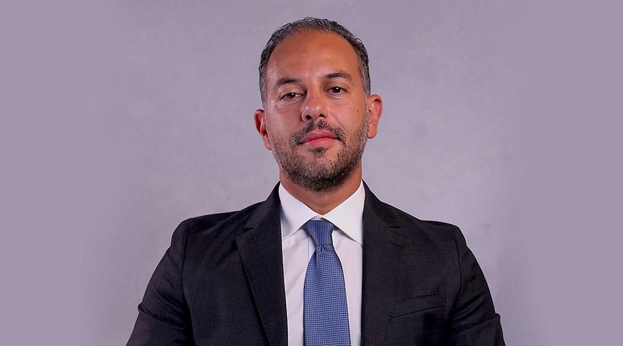 مصطفى ناصف يحذر من «الاستنزاف الرقمي»: الذكاء الاصطناعي يهدد موارد الكوكب وسباق «الحياد الكربوني» في خطر