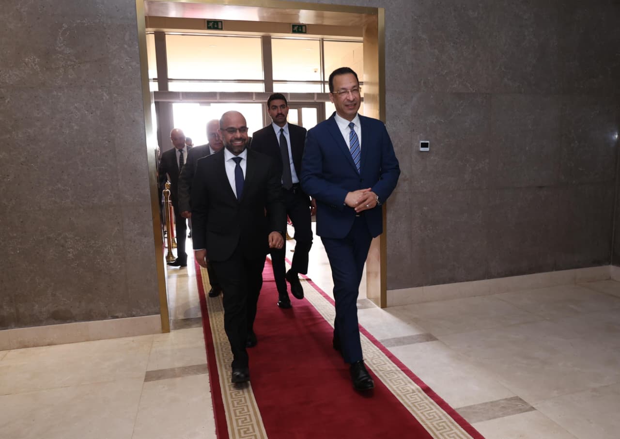 وزير الاتصالات يبحث مع نظيره اليمني تعزيز التعاون المشترك في مجالات التحول الرقمي وبناء القدرات الرقمية