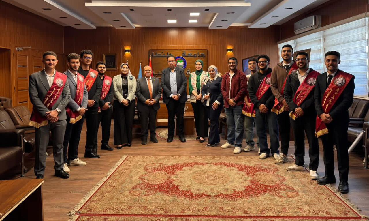 عميد طب طنطا يفتتح الدورة التدريبية ” مودة ” لطلاب الكلية