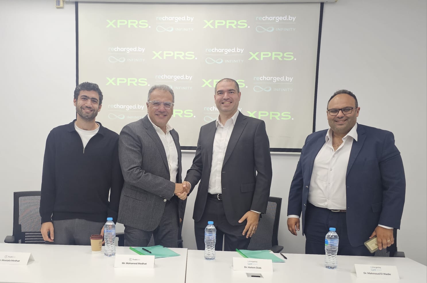 تحالف بين Recharged By Infinity وسلسلة متاجر XPRS لإتاحة حلول شحن السيارات الكهربائية بالتقسيط بدون فوائد في السوق المصري