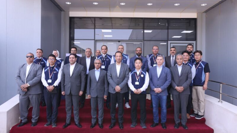 وزير الاتصالات: نحرص على جذب المزيد من الاستثمارات في صناعة الإلكترونيات لتعزيز مكانة مصر كمركز إقليمي للتصنيع والتصدير