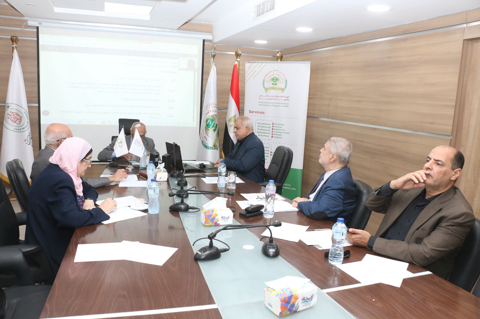أمانة اعتماد البرامج المهنية بـ”الأطباء العرب” توافق على اختيار “أبوسيف” أمينا عاما للهيئة