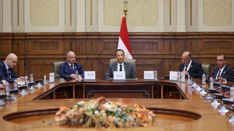 وزير الاتصالات الدولة حريصة على تنمية قدرات الشباب والشركات الوطنية في مجال الذكاء الاصطناعي وإعداد الأطر القانونية والأخلاقية التي تضمن الاستخدام المسؤول لهذه التقنيات