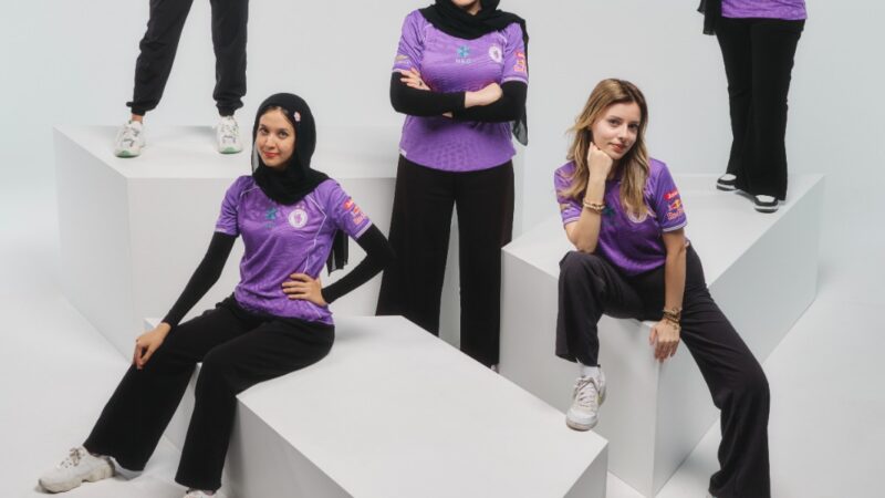 فخر المنطقة Team Falcons MENA يستعد لاقتحام ساحة المنافسة