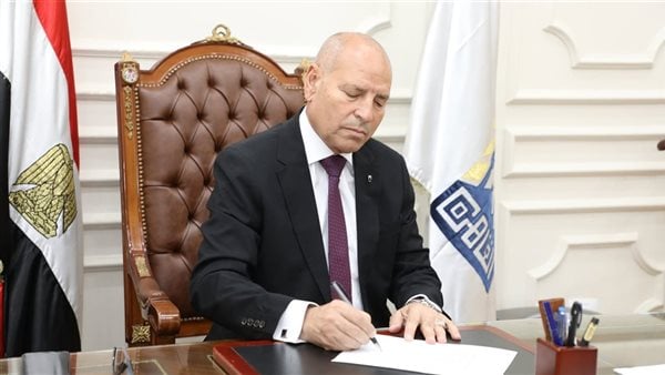 محافظ القاهرة يوجه رؤساء الأحياء الجدد بالتواجد الميداني والتواصل مع المواطنين