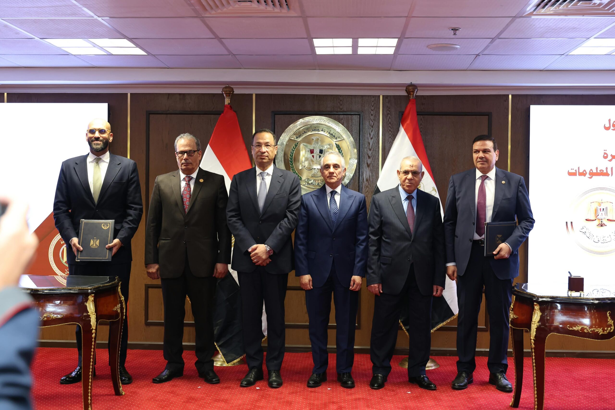 وزيرا العدل والاتصالات يشهدان توقيع بروتوكول تعاون لميكنة محكمة استئناف القاهرة وتطبيق حلول الذكاء الاصطناعي