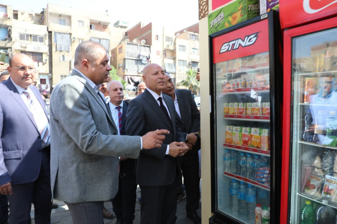 محافظ القاهرة يتفقد بدء تنفيذ منظومة الأكشاك الموحدة الجديدة بالمنطقة الشمالية