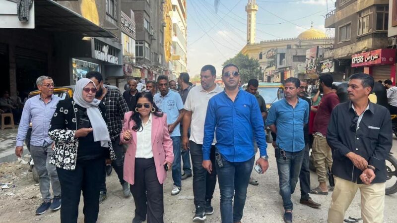 نائب محافظ القاهرة للمنطقة الشرقية  تتابع رفع كفاءة شارع مصطفى حافظ بعين شمس