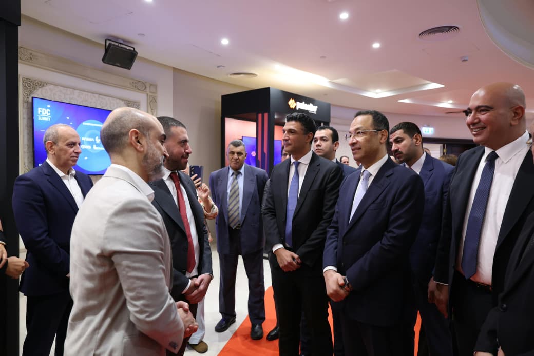 وزير الاتصالات يفتتح فعاليات الدورة الثامنة من قمة FDC Summit
